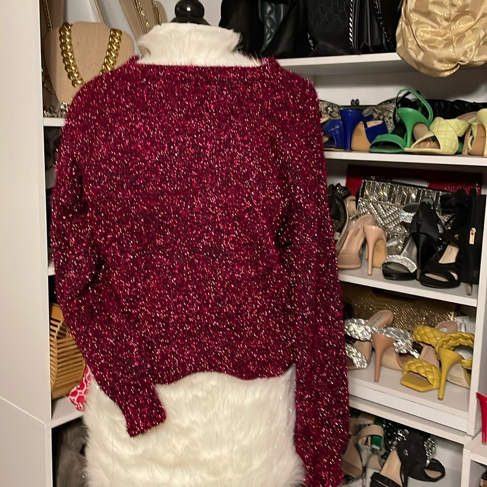 Women’s sweater